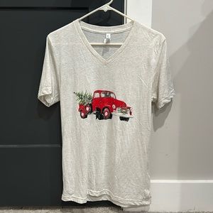 Red truck Christmas tee. Size small